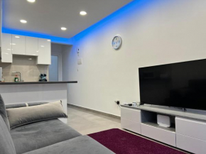 Luxurious maisonette near the beach